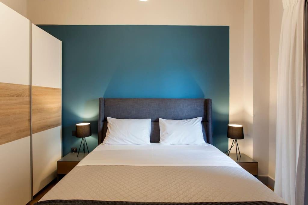 Minimal Loft Art With Sea View Over Heraklion Harbour Luaran gambar