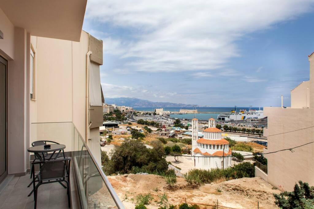Minimal Loft Art With Sea View Over Heraklion Harbour Luaran gambar