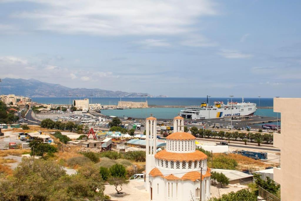 Minimal Loft Art With Sea View Over Heraklion Harbour Luaran gambar